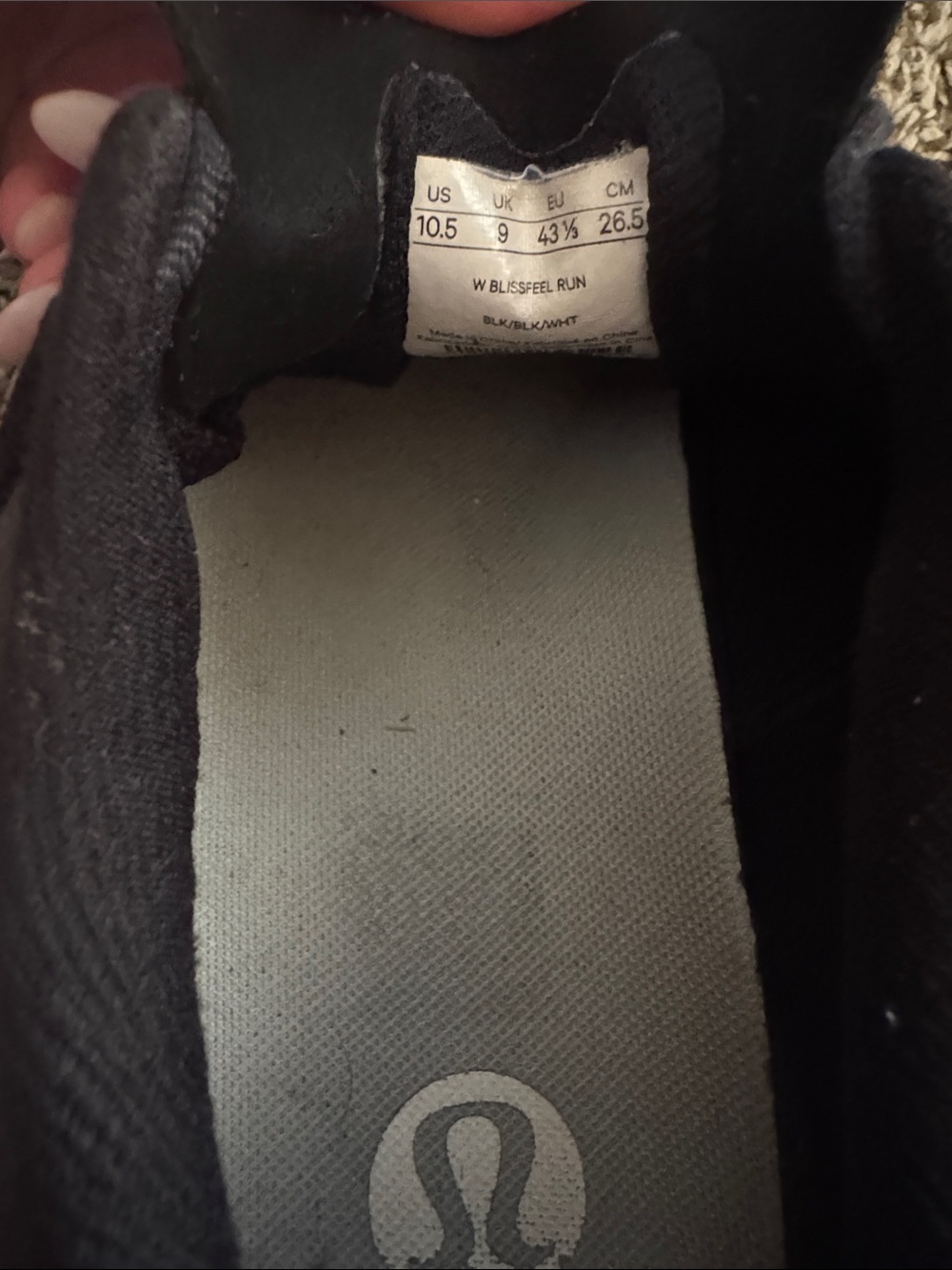 Lululemon athletic shoes - Picture 5 of 7